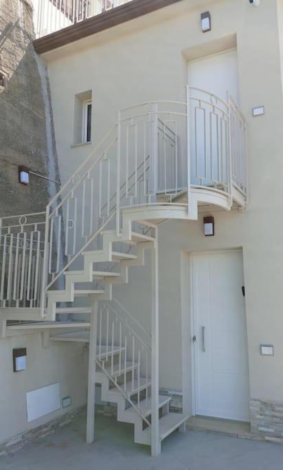 Appartement Stanza Mylai Etna View à Castelmola Extérieur photo